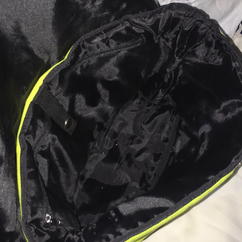 Shoulder bag - Picture 2 of 2